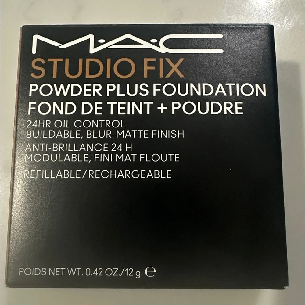 MAC Studio Fix Powder Plus Foundation C8